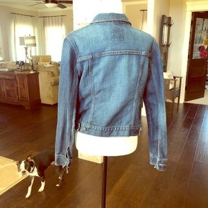 Denim jacket. Jean